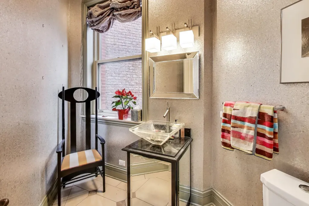 1919 South Prairie Avenue Chicago IL 60616