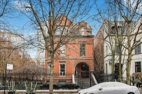 1919 South Prairie Avenue Chicago IL 60616
