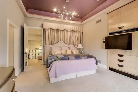 1919 South Prairie Avenue Chicago IL 60616