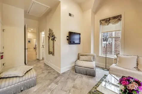 1919 South Prairie Avenue Chicago IL 60616