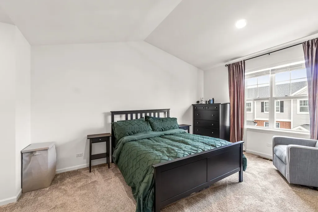 218 Timberleaf Circle Roselle IL 60172