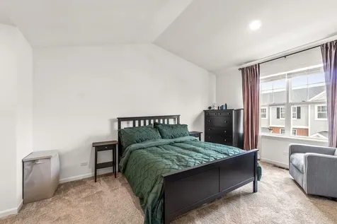 218 Timberleaf Circle Roselle IL 60172