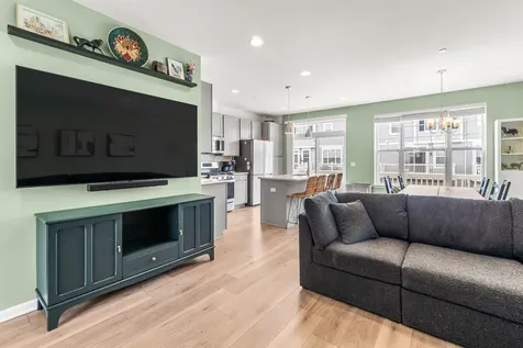 218 Timberleaf Circle Roselle IL 60172