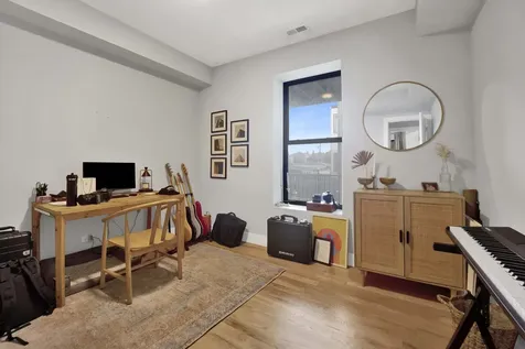 3802 West Altgeld Street Chicago IL 60647