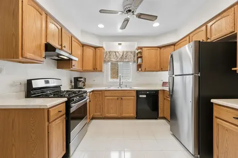 2009 Keeney Street Evanston IL 60202