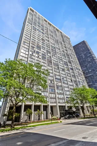5445 North Sheridan Road Chicago IL 60640