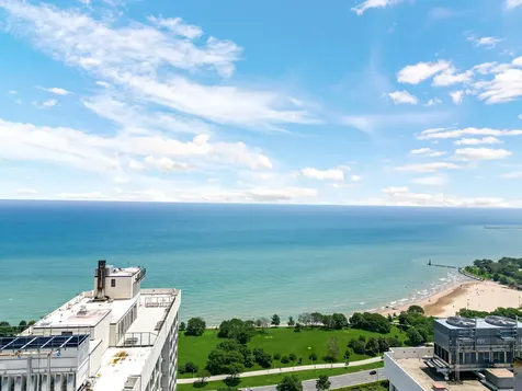 5445 North Sheridan Road Chicago IL 60640