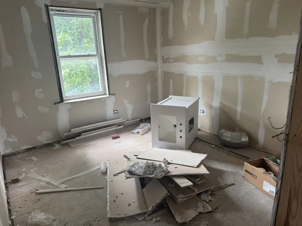 8357 South Marquette Avenue Chicago IL 60617