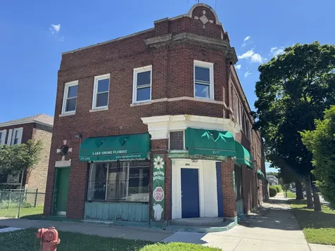 8357 South Marquette Avenue Chicago IL 60617