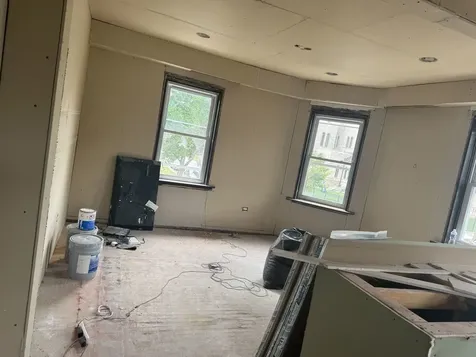 8357 South Marquette Avenue Chicago IL 60617
