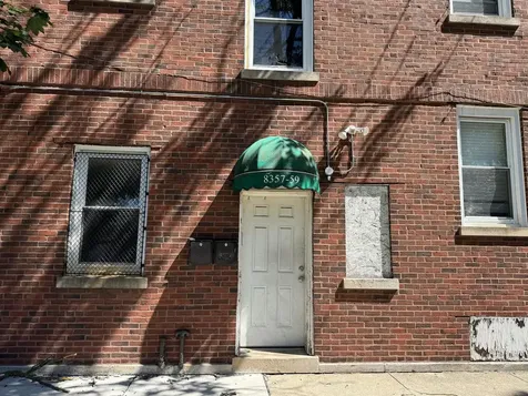 8357 South Marquette Avenue Chicago IL 60617