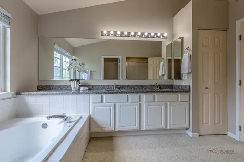 775 Lipizzan Lane Wauconda IL 60084