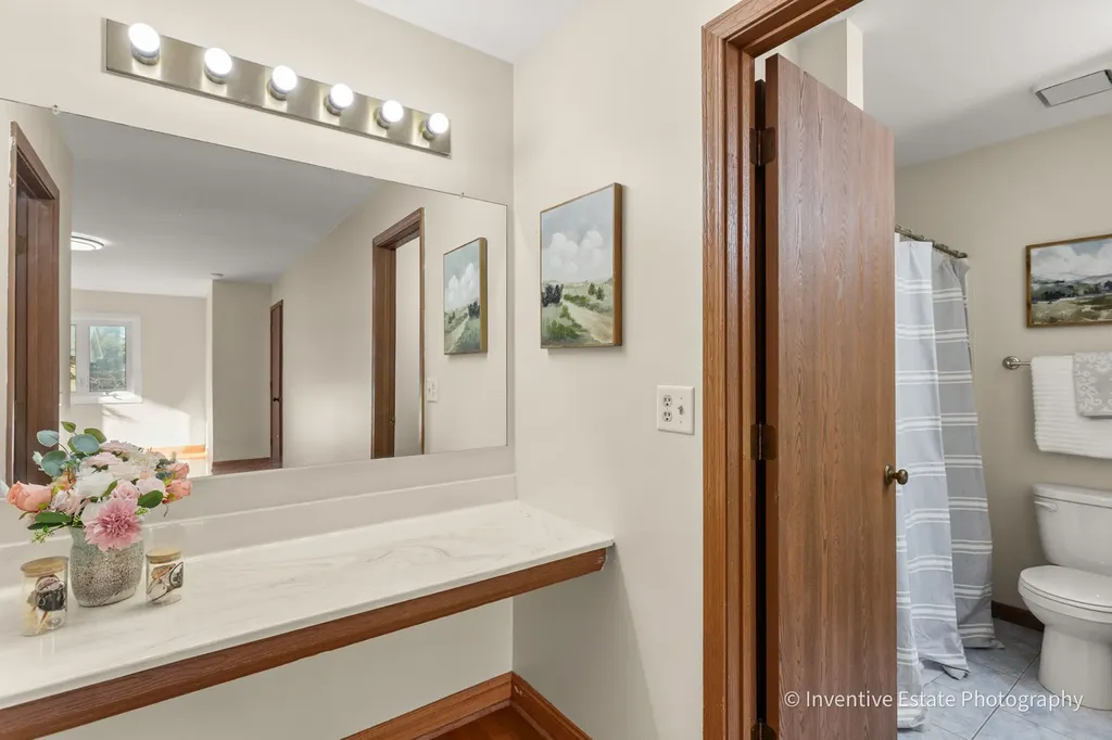 3128 Quincy Lane Aurora IL 60504