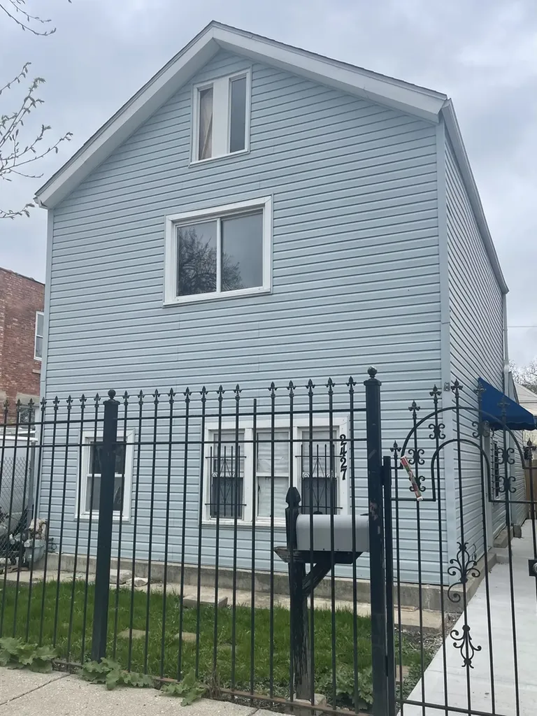 2427 South Christiana Avenue Chicago IL 60623