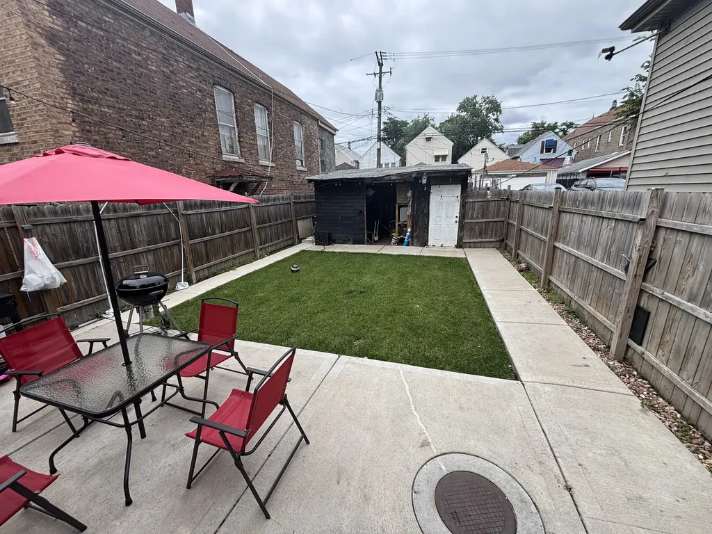 2427 South Christiana Avenue Chicago IL 60623
