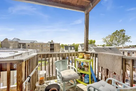 3809 West Altgeld Street Chicago IL 60647