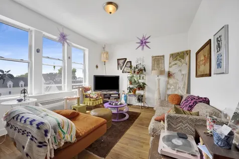 3809 West Altgeld Street Chicago IL 60647