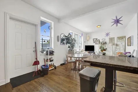 3809 West Altgeld Street Chicago IL 60647