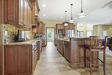 15785 Belfry Drive Bloomington IL 61705