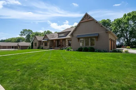 15785 Belfry Drive Bloomington IL 61705
