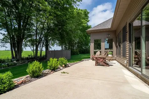 15785 Belfry Drive Bloomington IL 61705