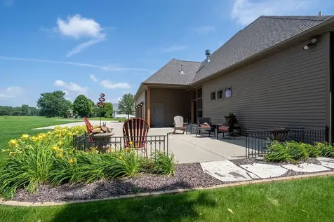 15785 Belfry Drive Bloomington IL 61705