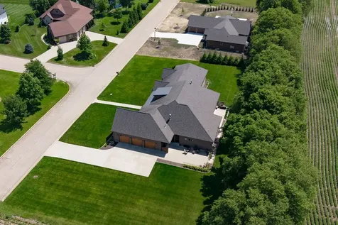 15785 Belfry Drive Bloomington IL 61705