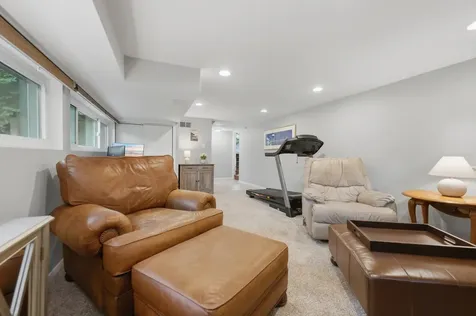 689 Timber Hill Road Deerfield IL 60015