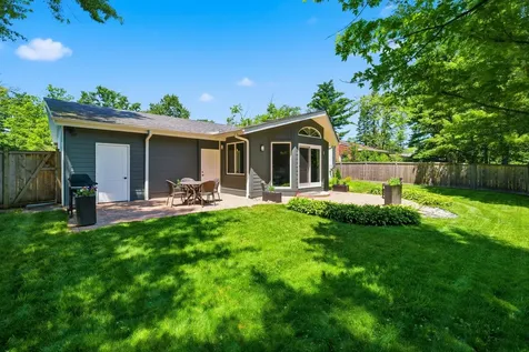 689 Timber Hill Road Deerfield IL 60015