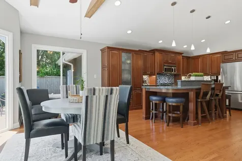 689 Timber Hill Road Deerfield IL 60015