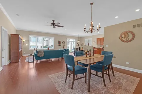 101 Rose Drive Bloomingdale IL 60108