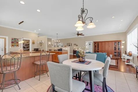 101 Rose Drive Bloomingdale IL 60108