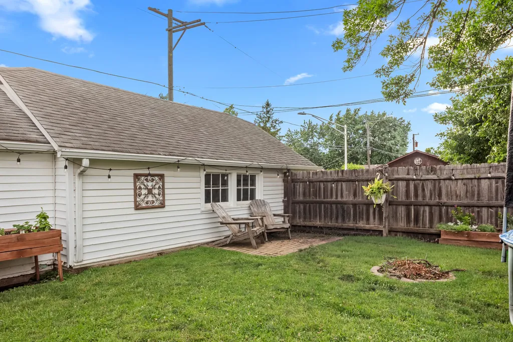 6960 North Ozark Avenue Chicago IL 60631