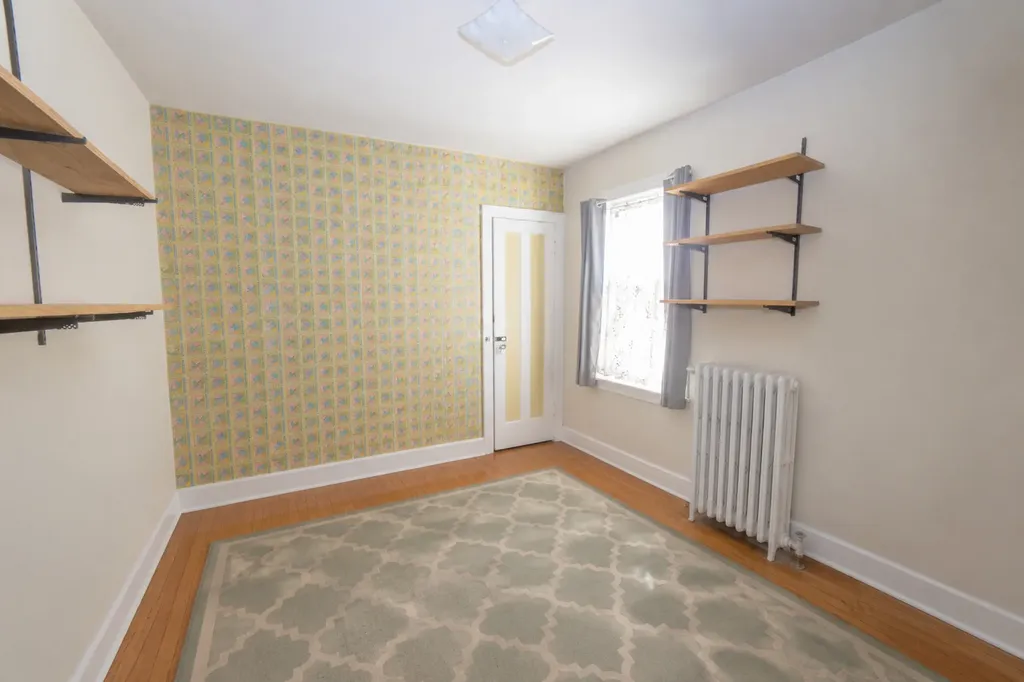 2849 North Luna Avenue Chicago IL 60641