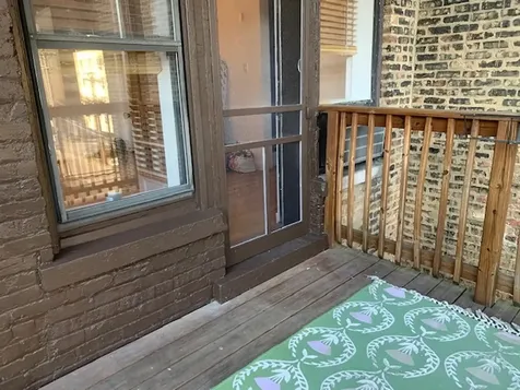 3745 North Pine Grove Avenue Chicago IL 60613