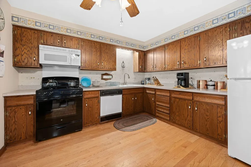 1419 Brush Hill Circle Naperville IL 60540