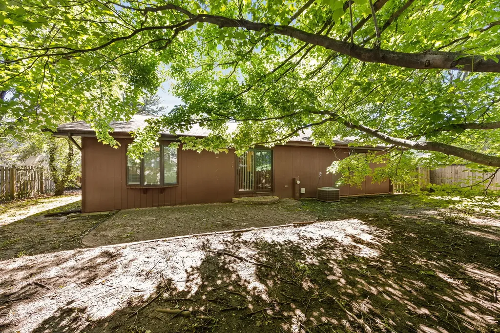 1419 Brush Hill Circle Naperville IL 60540