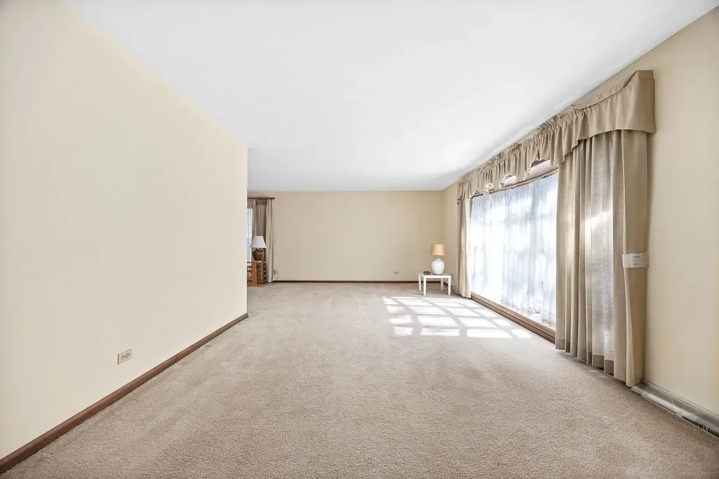 1419 Brush Hill Circle Naperville IL 60540