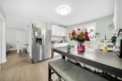 4918 West Winnemac Avenue Chicago IL 60630