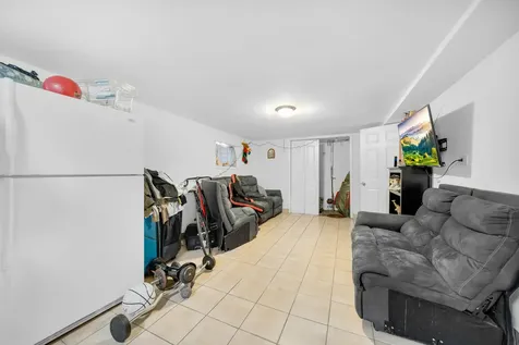 4918 West Winnemac Avenue Chicago IL 60630