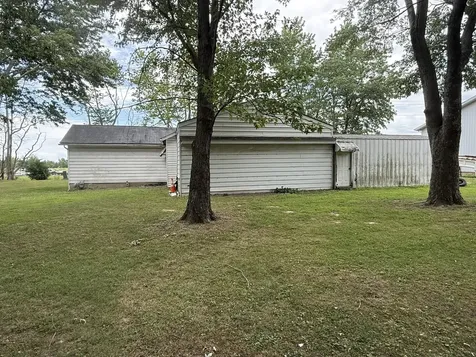 810 West Longstreet Road Marion IL 62959
