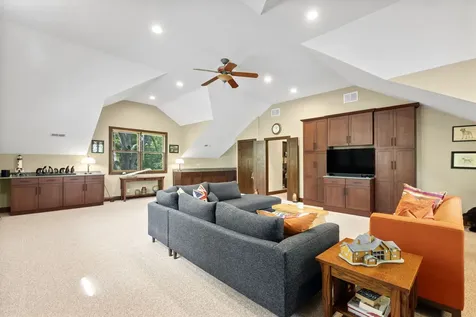 1520 Telegraph Road Lake Forest IL 60045