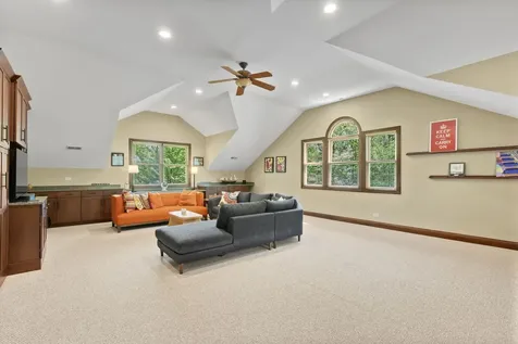 1520 Telegraph Road Lake Forest IL 60045