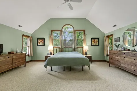 1520 Telegraph Road Lake Forest IL 60045