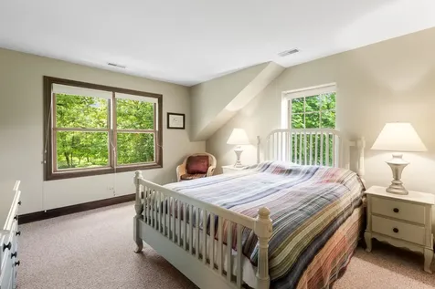 1520 Telegraph Road Lake Forest IL 60045
