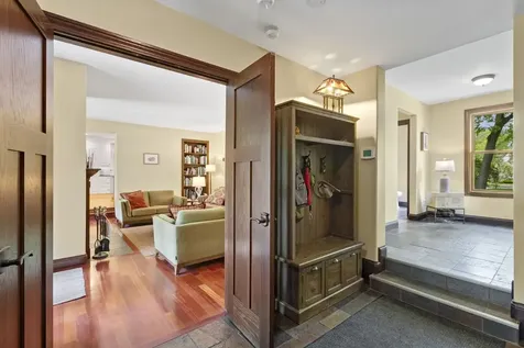 1520 Telegraph Road Lake Forest IL 60045