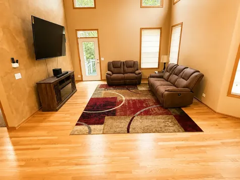 291 Jennifer Court Gurnee IL 60031