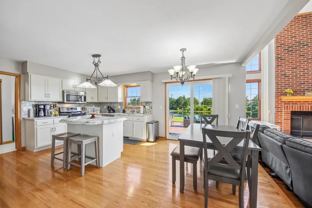 2302 Irvine Lane Plainfield IL 60586