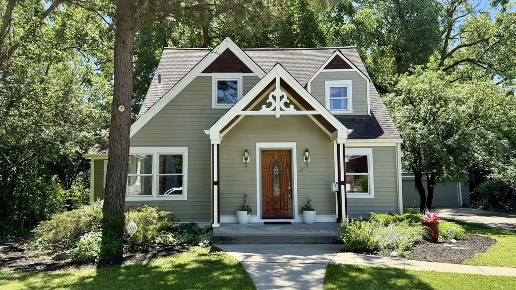 175 West Burlington Street Riverside IL 60546