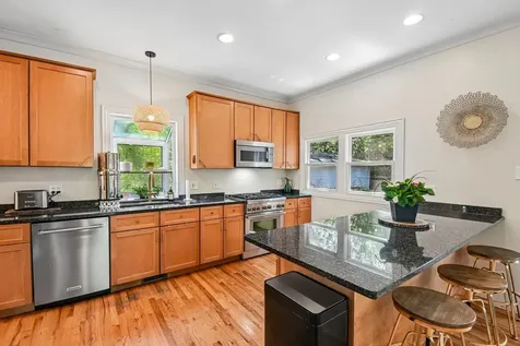 175 West Burlington Street Riverside IL 60546